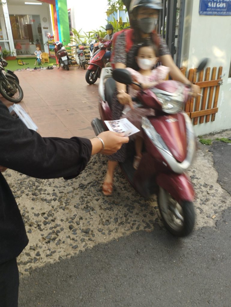 Phát tờ rơi Tp HCM cùng MN Agency 0968.422.588
