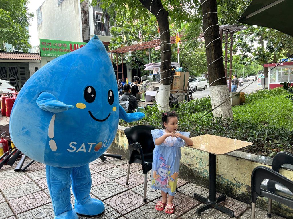 Phát tờ rơi quận 1 của MN Agency