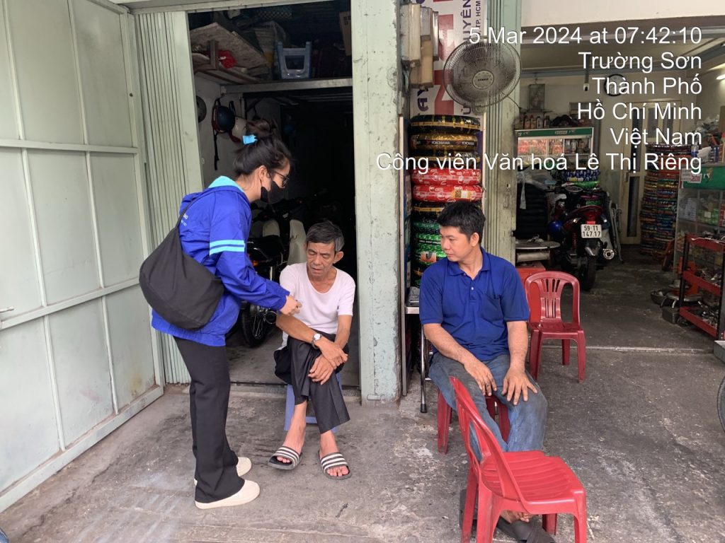 Phát tờ rơi quận 4 TP HCM