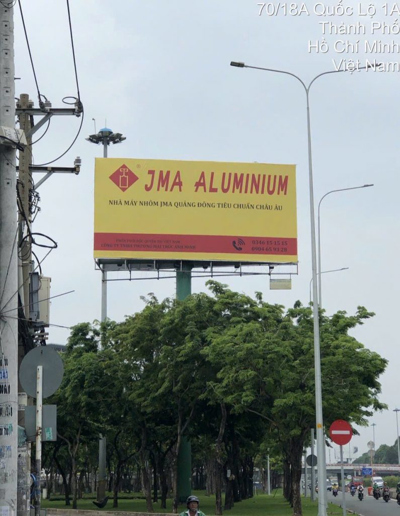 Billboard quảng cáo