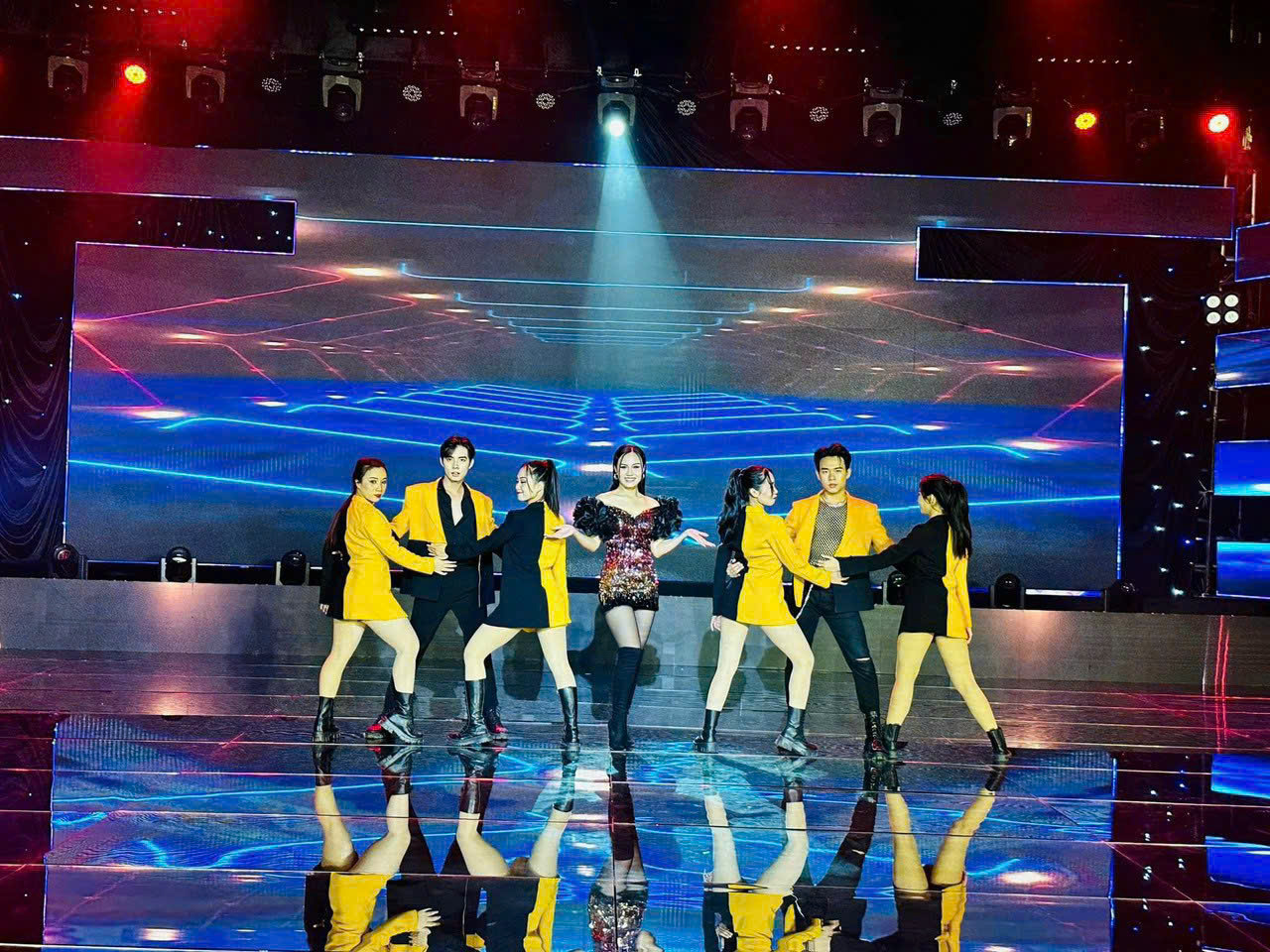 tổ chức sự kiện chuyên nghiệp